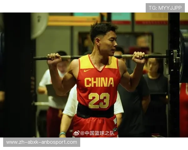 篮球运动员力量训练结合专项技能训练提升竞技综合水平的经验